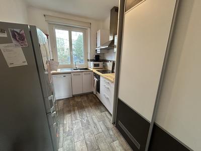 Appartement - 93 m² - 5 pièces