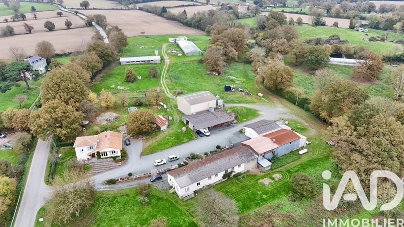 Maison - 151 m² - 8 pièces