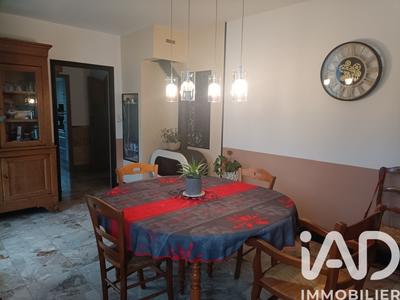 Maison - 104 m² - 5 pièces