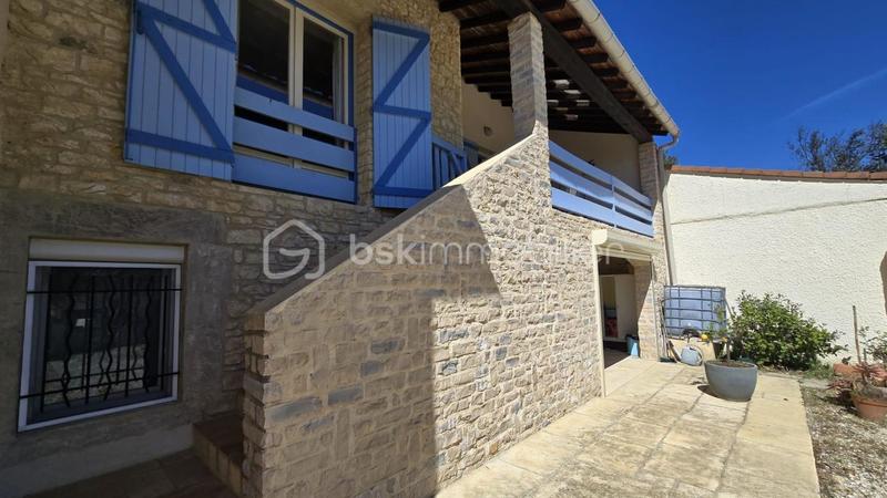 Maison en pierre - 223 m² - 7 pièces