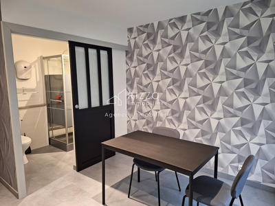 Appartement - 17 m² - 1 pièce