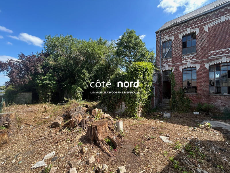 Maison - 288 m² - 8 pièces