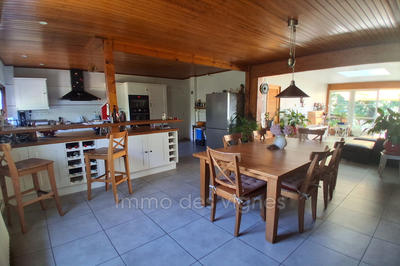 Maison - 148 m² - 6 pièces