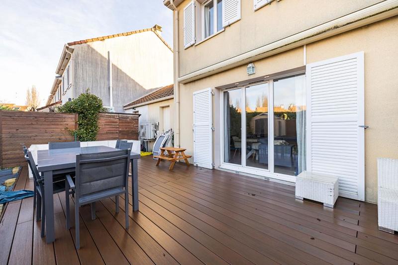 Pavillon - 77 m² - 4 pièces