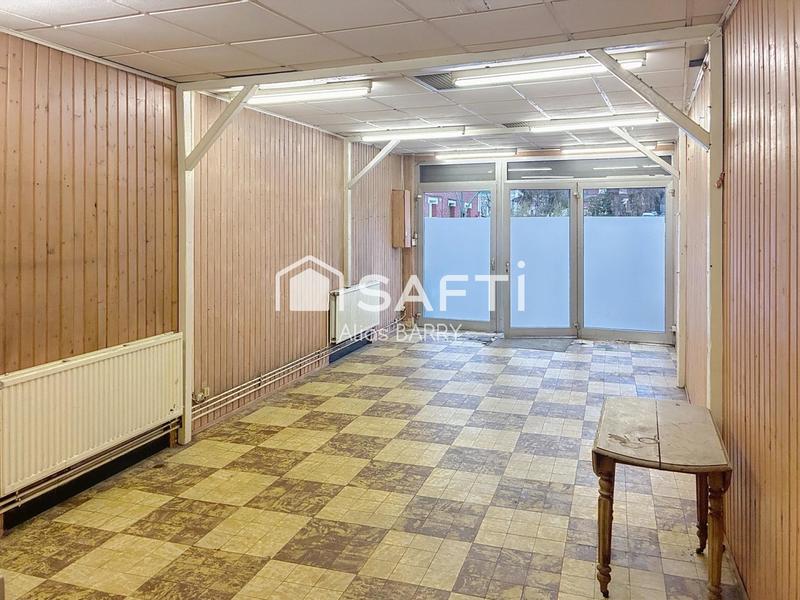 Local commercial - 161 m² - 5 pièces