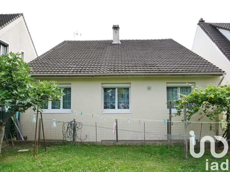 Maison - 220 m² - 9 pièces