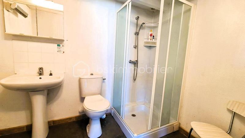 Parking / Garage - 620 m²