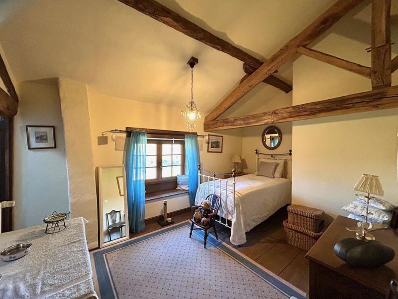 Propriété - 540 m² - 18 pièces