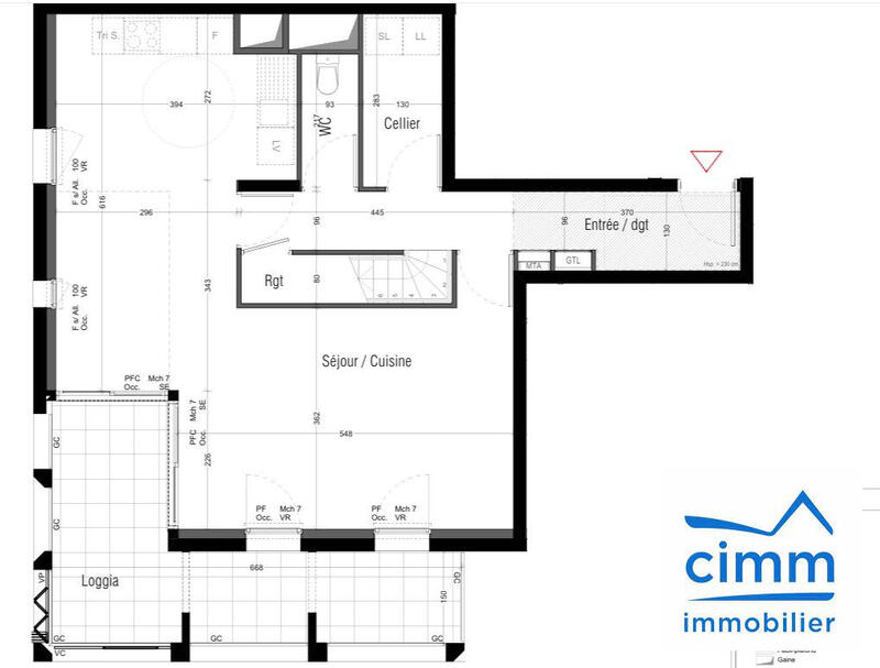 Appartement - 120 m² - 6 pièces