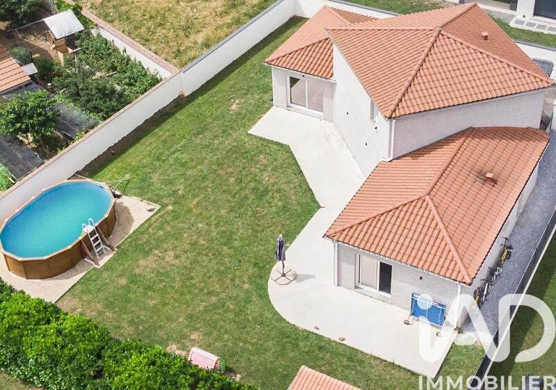 Maison - 172 m² - 7 pièces