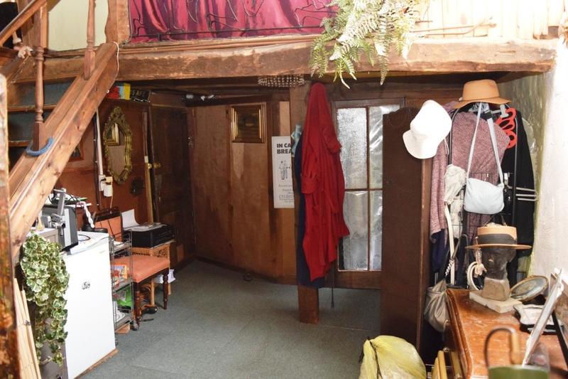 Maison - 240 m² - 8 pièces