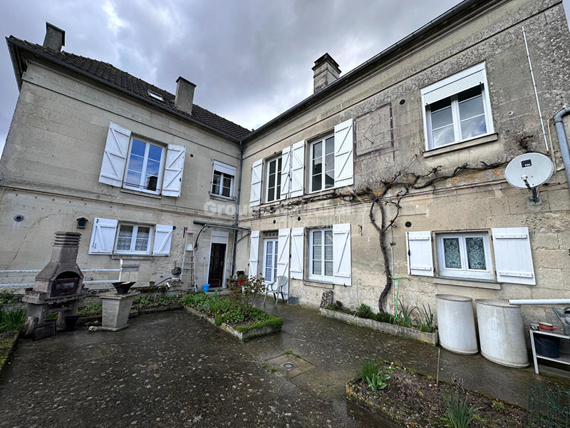 Maison - 226 m² - 8 pièces
