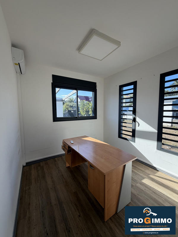 Bureau - 200 m² - 11 pièces