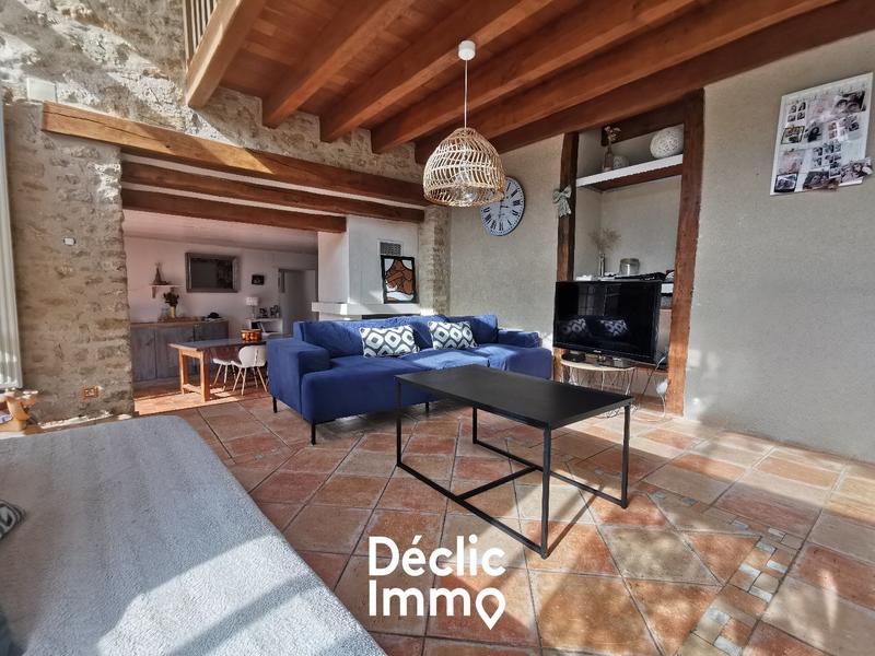 Maison - 207 m² - 8 pièces