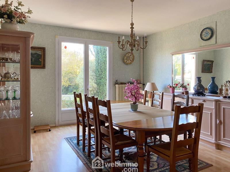 Maison - 350 m² - 14 pièces