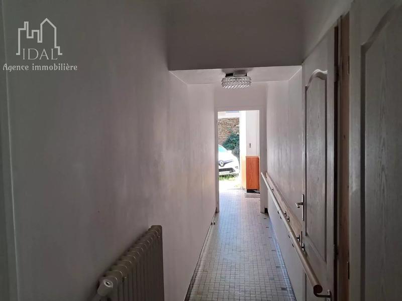 Maison - 226 m² - 12 pièces