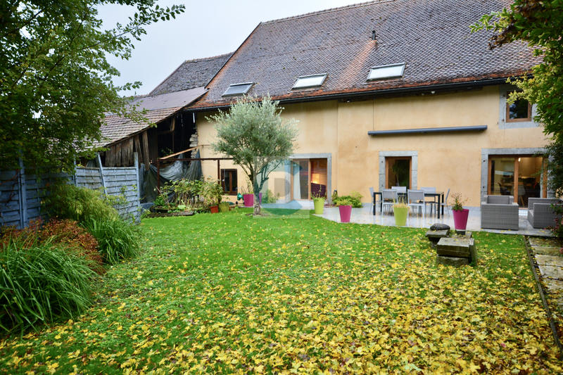 Ferme - 270 m² - 8 pièces