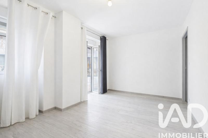 Maison - 166 m² - 7 pièces