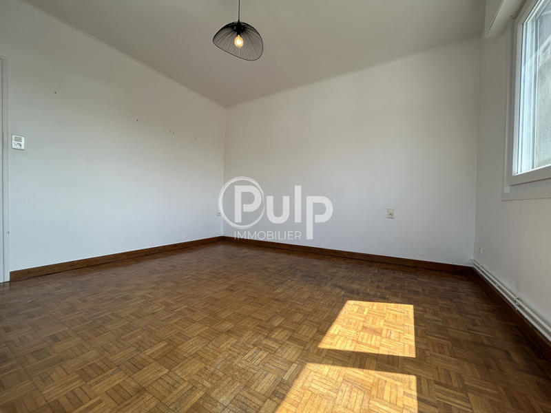 Appartement - 110 m² - 4 pièces