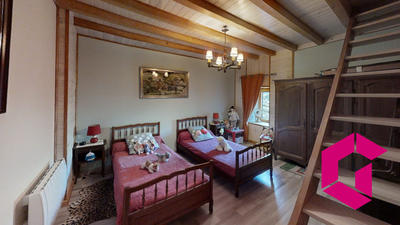 Maison ancienne - 190 m² - 6 pièces