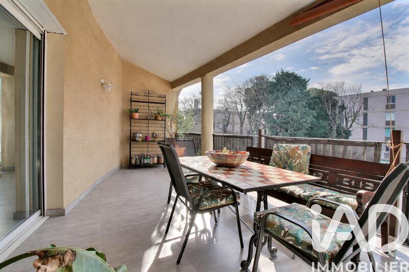 Duplex - 216 m² - 6 pièces