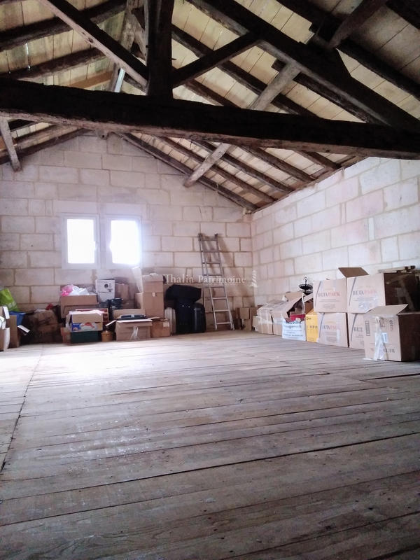 Maison - 195 m² - 8 pièces