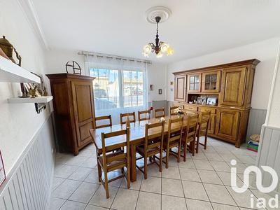 Maison - 181 m² - 6 pièces