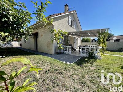 Maison - 111 m² - 5 pièces