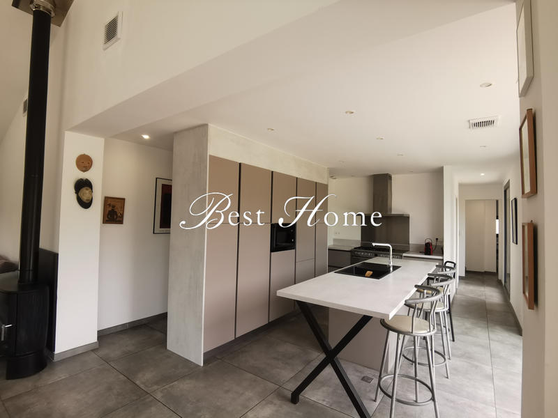 Maison - 156 m² - 5 pièces