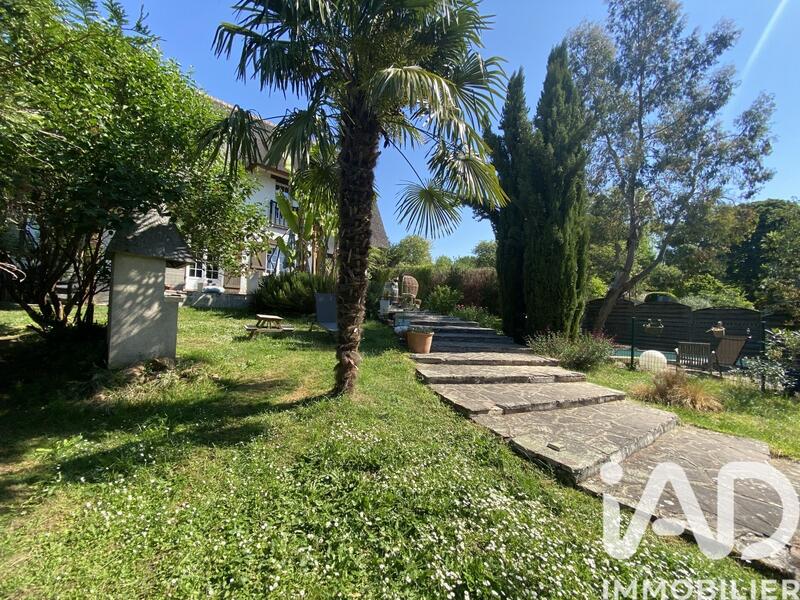 Maison - 105 m² - 5 pièces