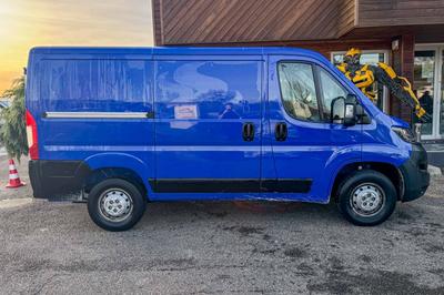 Peugeot Boxer II BlueHDi 120 s&amp;amp;S Asphalt 335 L1h1