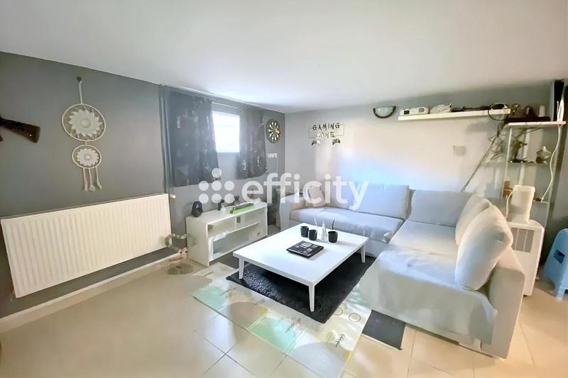 Pavillon - 85 m² - 6 pièces