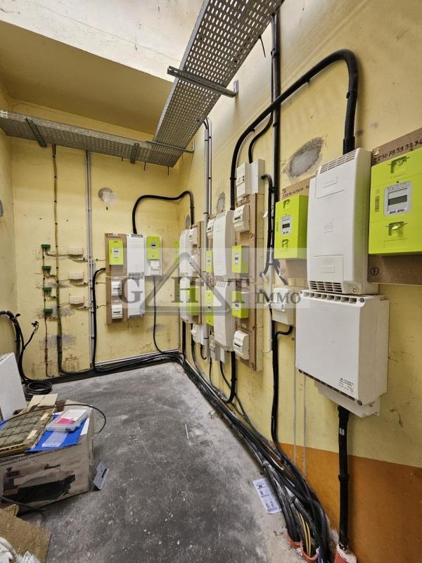 Entrepôt - 2 856 m²