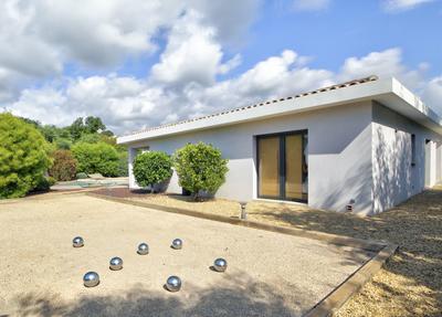 Villa - 185 m² - 8 pièces
