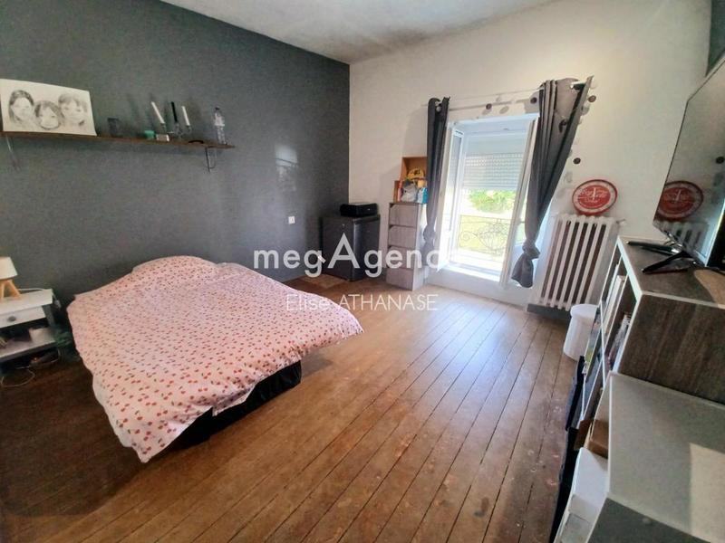 Maison - 205 m² - 7 pièces