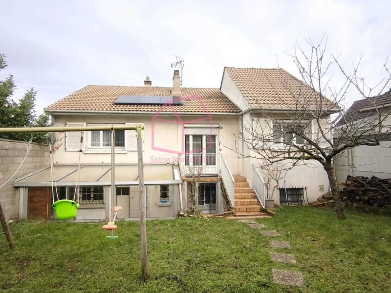 Maison - 164 m² - 6 pièces