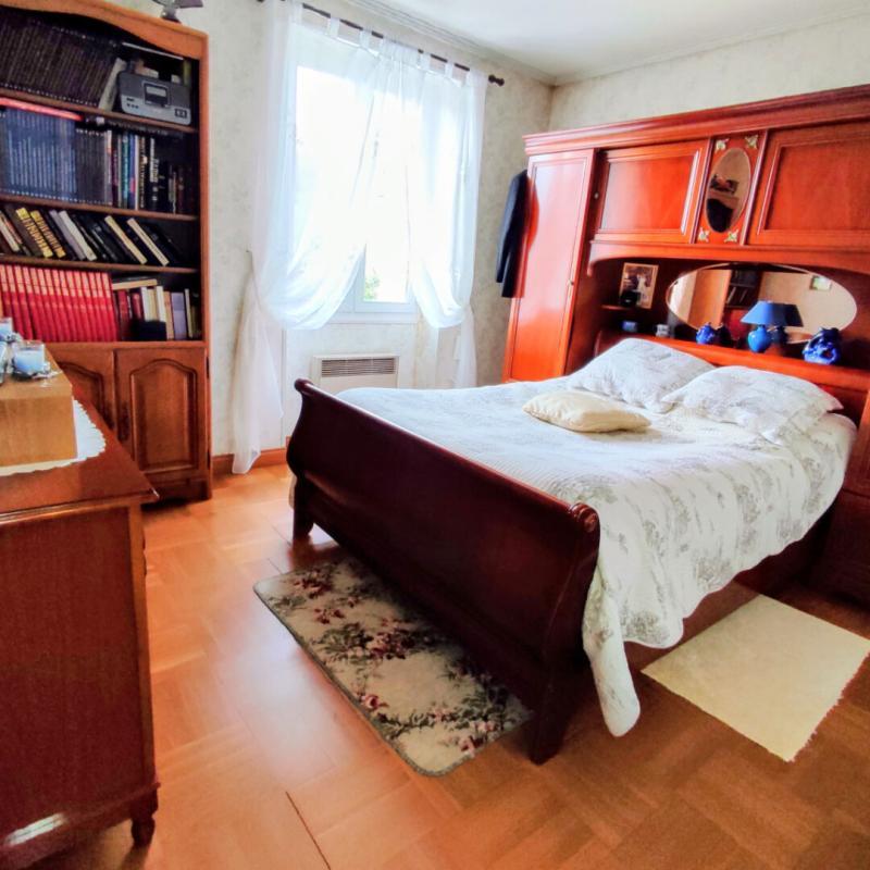 Maison - 199 m² - 10 pièces