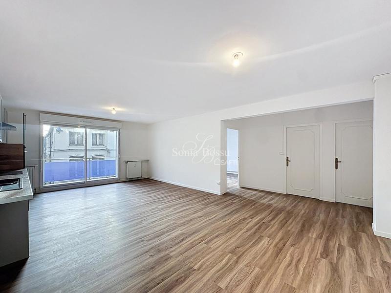 Appartement - 80 m² - 3 pièces