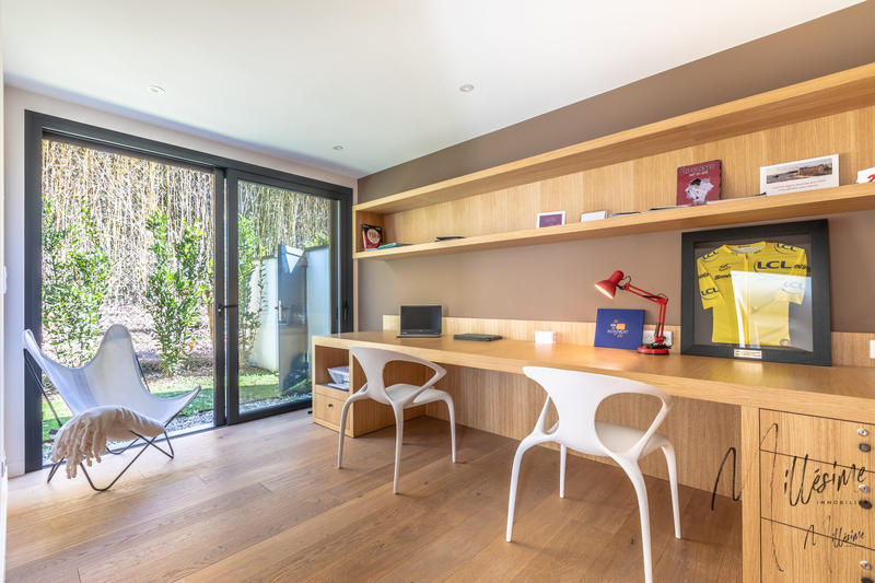 Maison contemporaine - 165 m² - 6 pièces