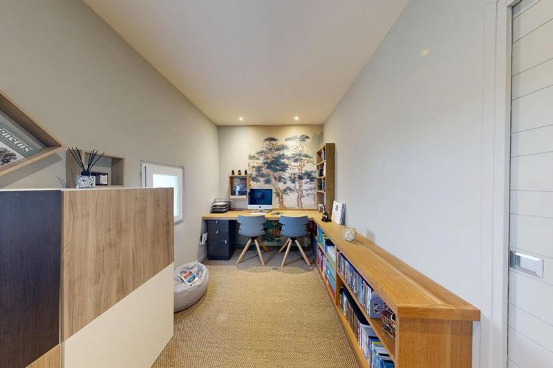 Maison - 160 m² - 8 pièces