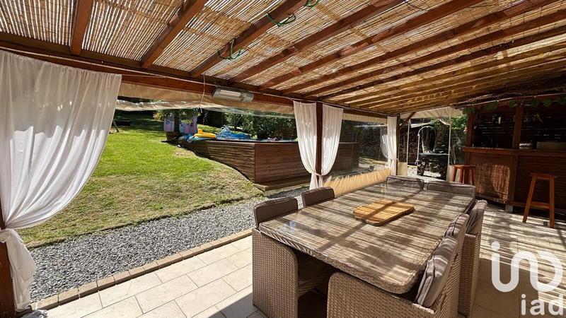 Maison - 140 m² - 5 pièces