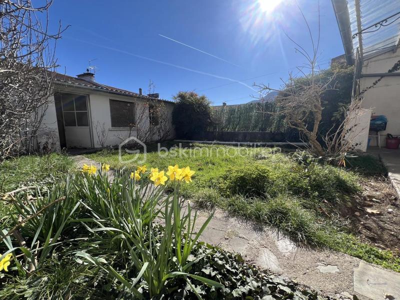 Maison - 80 m² - 5 pièces