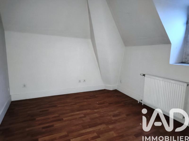 Maison - 335 m² - 10 pièces