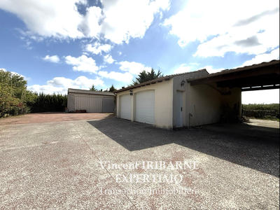Propriété - 202 m² - 7 pièces