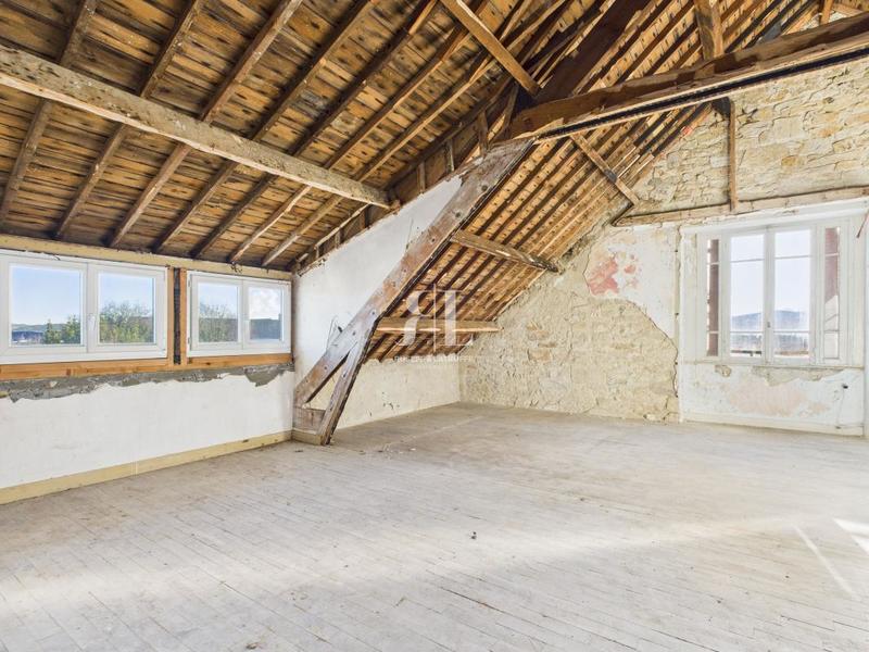 Immeuble - 335 m² - 14 pièces