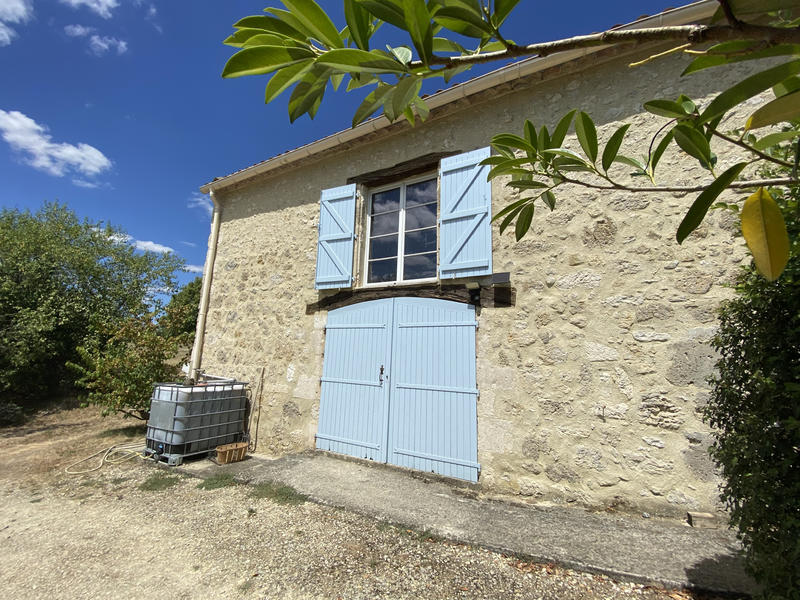 Maison - 414 m² - 15 pièces