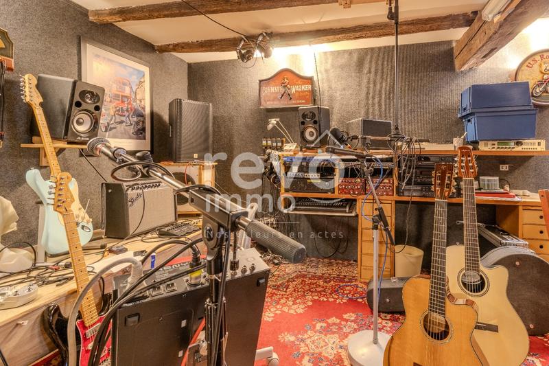 Maison de village - 183 m² - 9 pièces