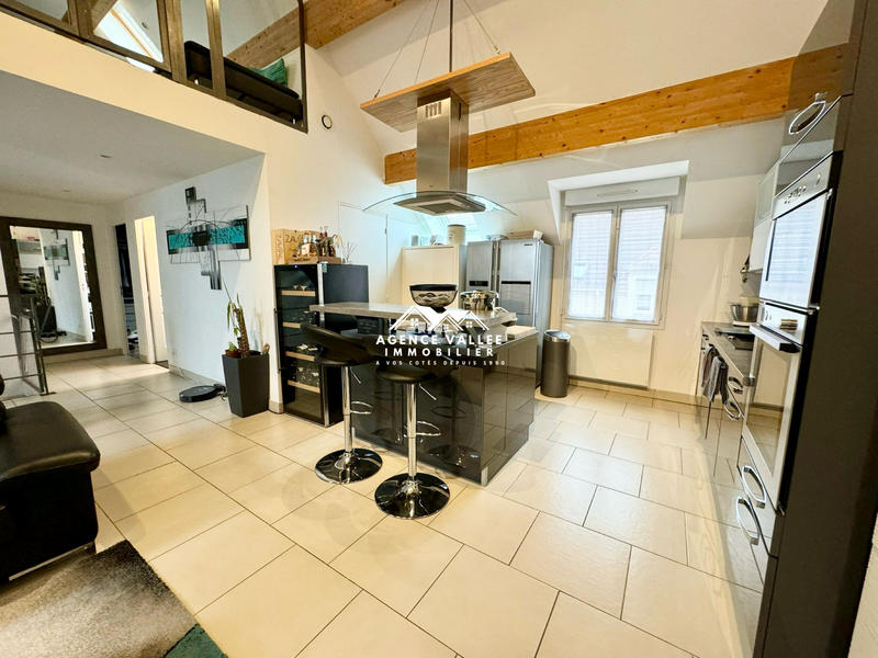 Appartement - 83 m² - 4 pièces