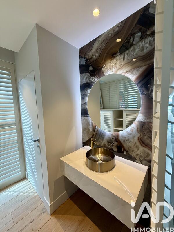 Maison de maîtres - 225 m² - 5 pièces