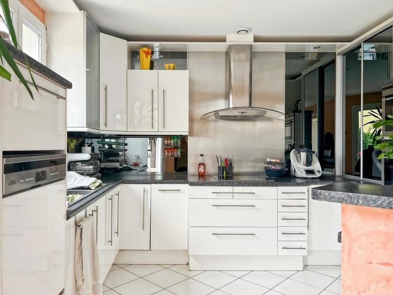 Maison - 140 m² - 6 pièces